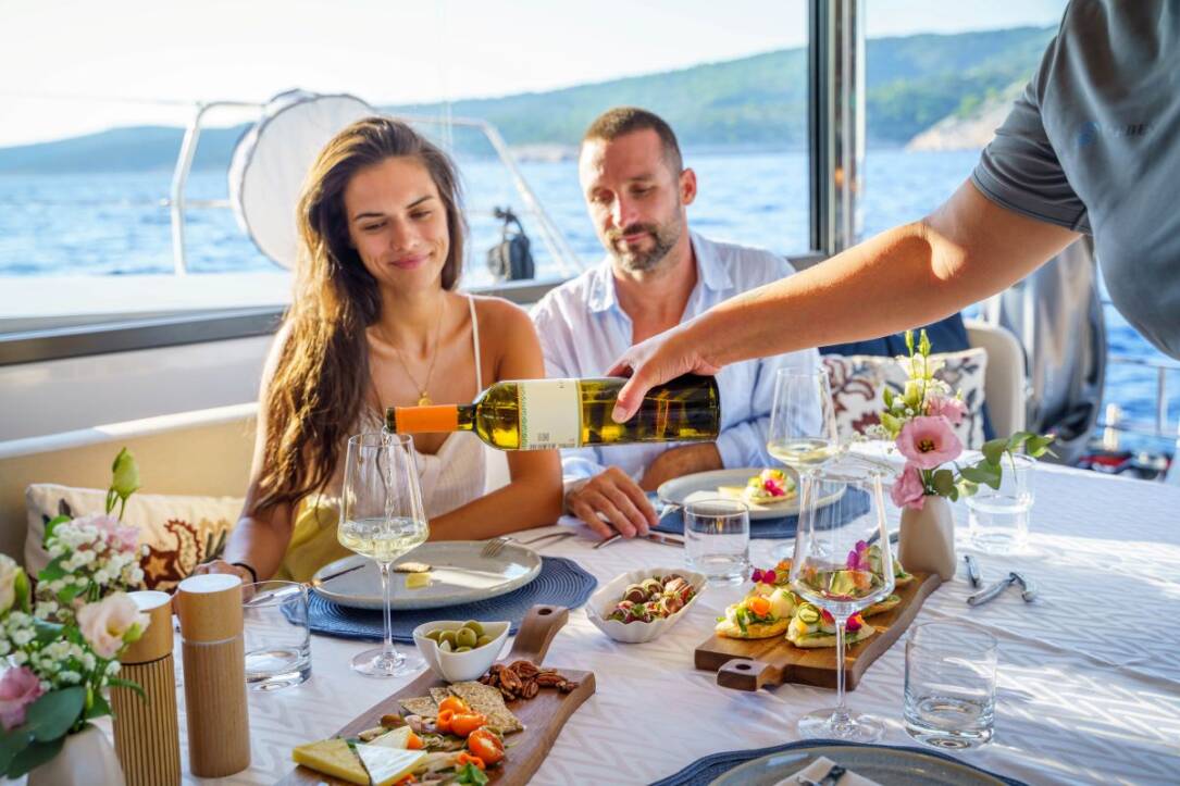 Crewed catamaran Bali 5.8 Farben Charter Croatia
