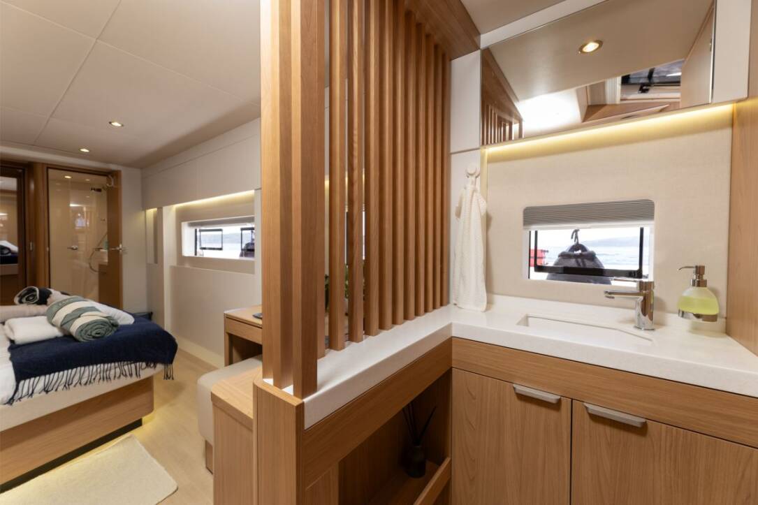 Crewed catamaran Bali 5.8 Farben Charter Croatia