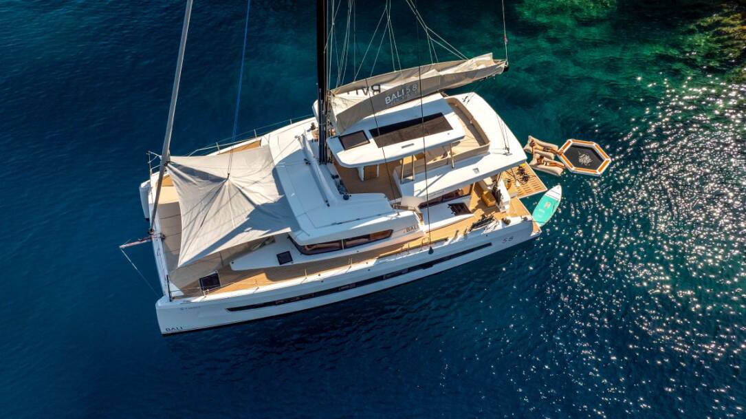 Bali 5.8 Farben Charter Croatia