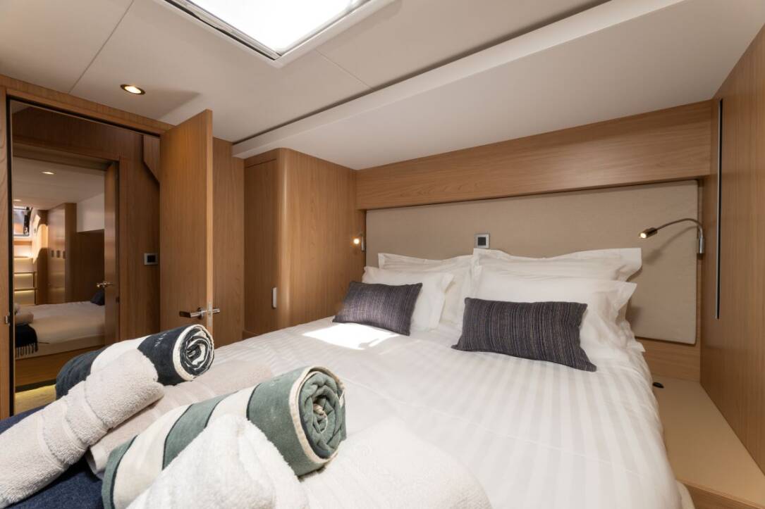 Crewed catamaran Bali 5.8 Farben Charter Croatia
