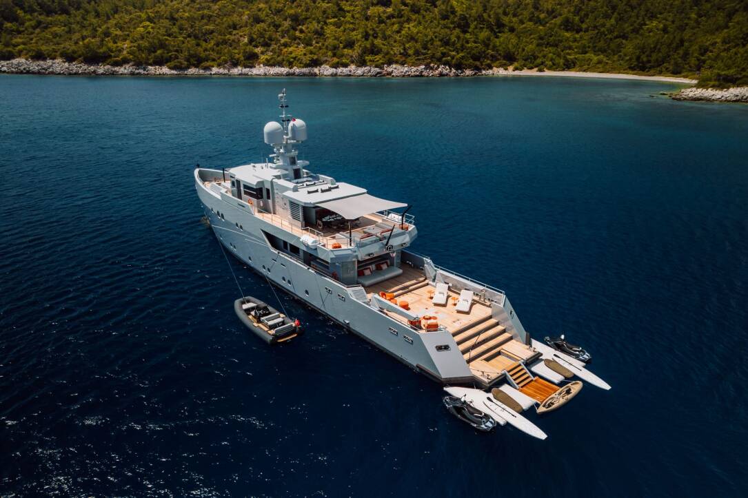carmen-luxury-motor-yacht-charter-croatia