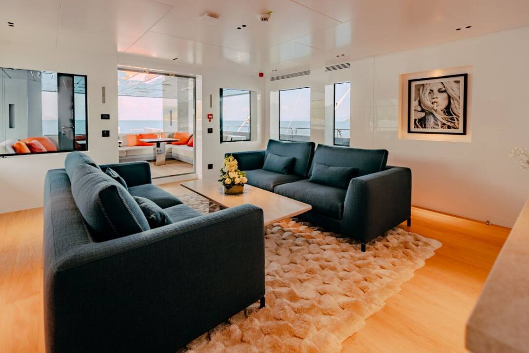 carmen-luxury-motor-yacht-charter-croatia