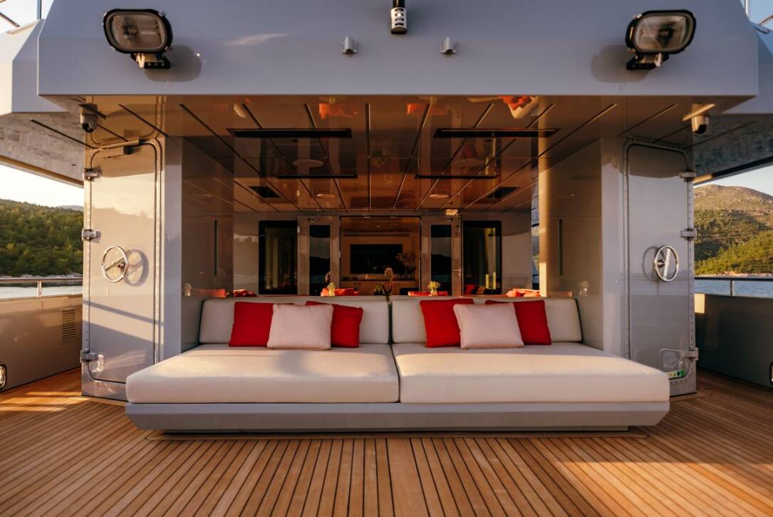 carmen-luxury-motor-yacht-charter-croatia