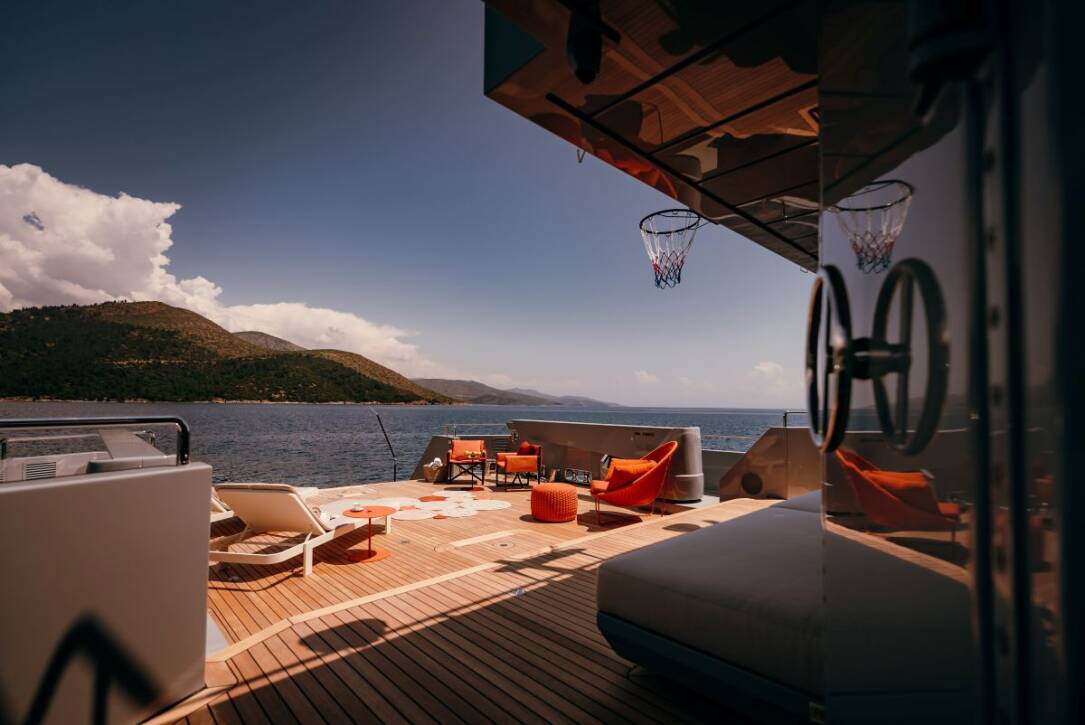 carmen-luxury-motor-yacht-charter-croatia