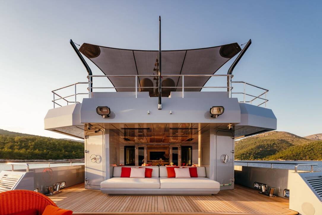 carmen-luxury-motor-yacht-charter-croatia