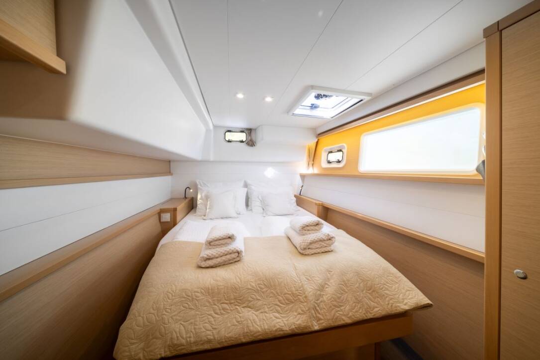 Lagoon 450 Falco Catamaran charter with crew in Croatia