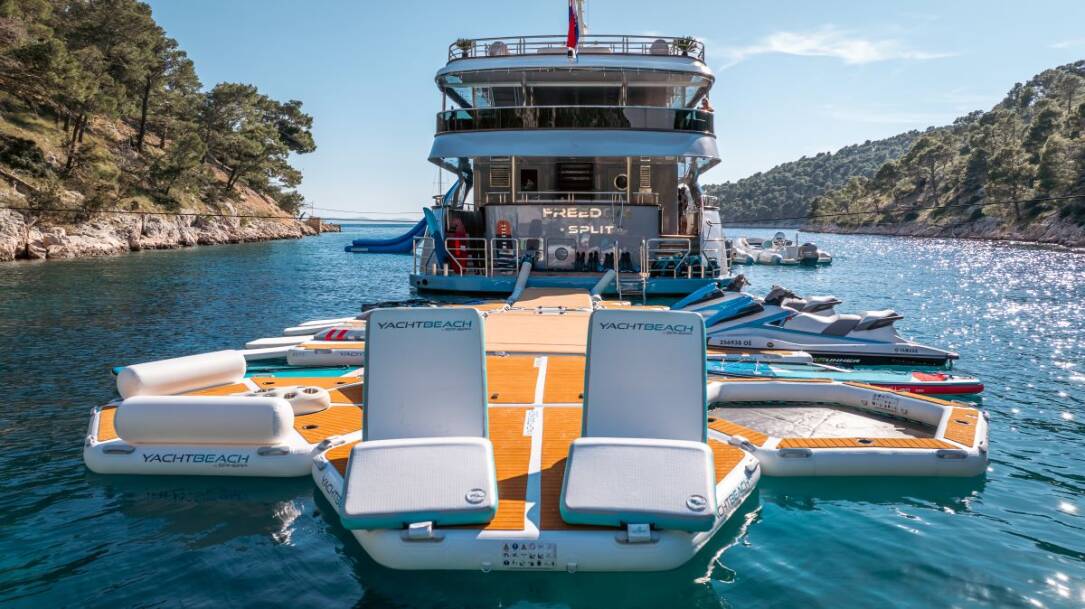 Mini Cruiser on board experiences