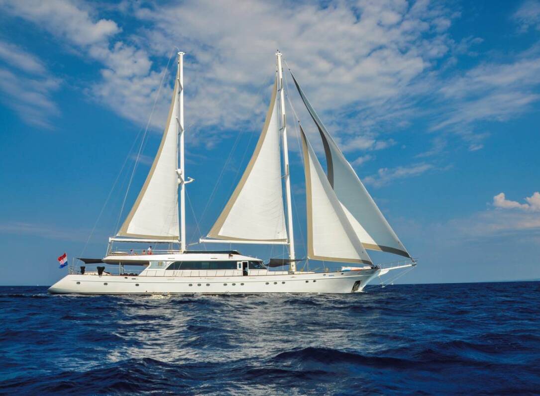 luxury-yacht-lady-gita-charter-croatia