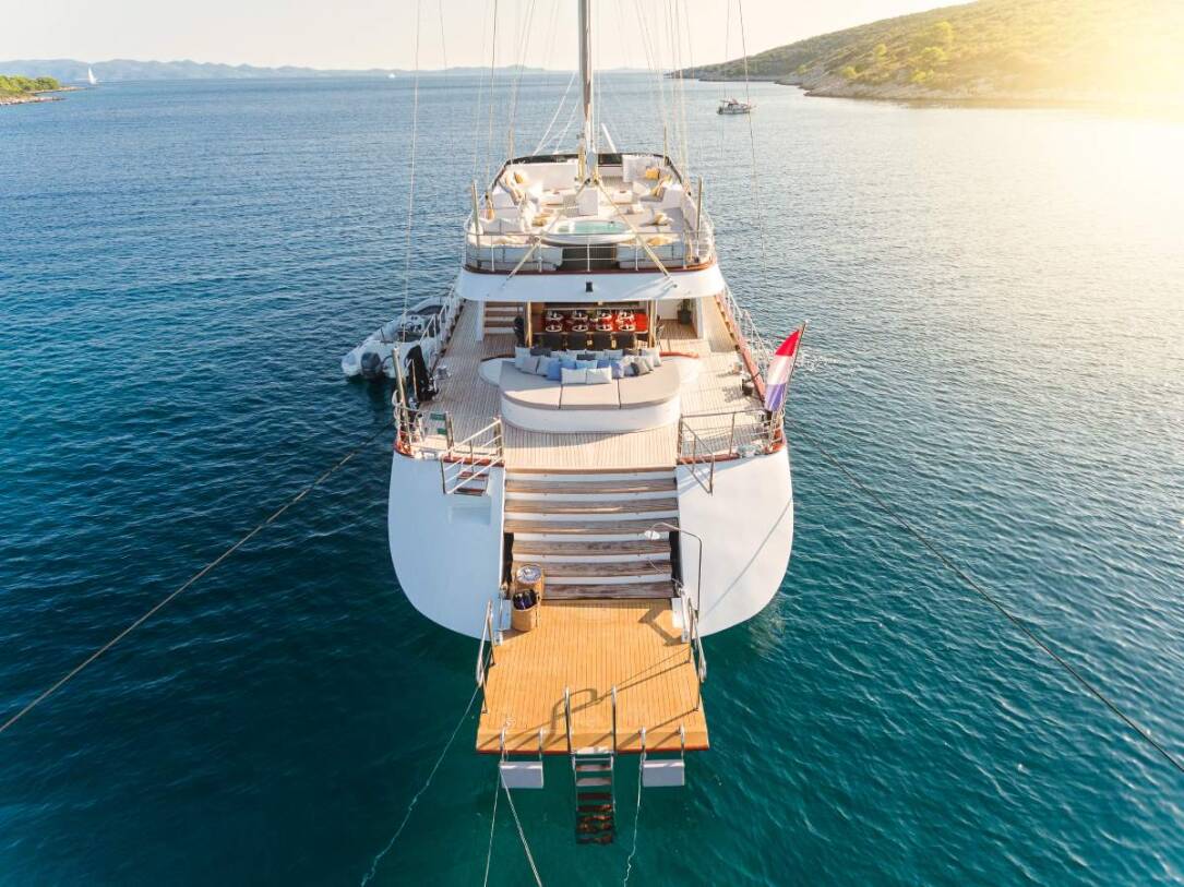 luxury-yacht-lady-gita-charter-croatia