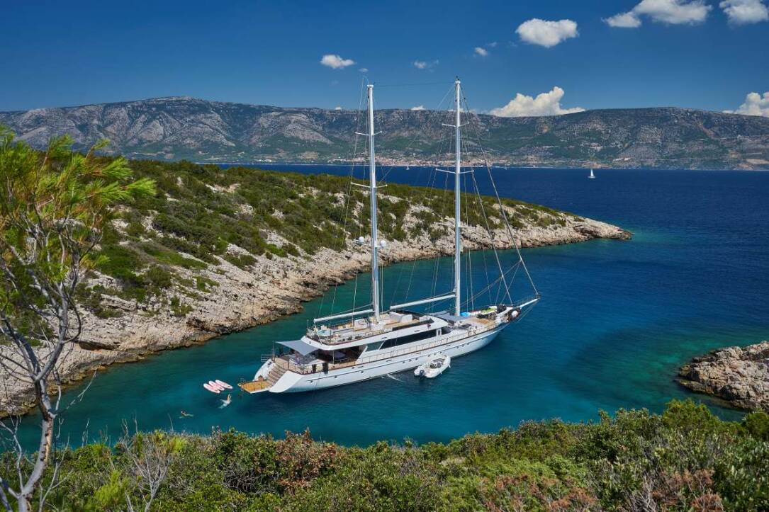 luxury-yacht-lady-gita-charter-croatia