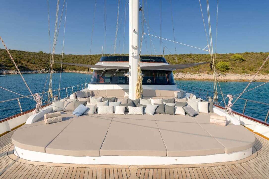 luxury-yacht-lady-gita-charter-croatia