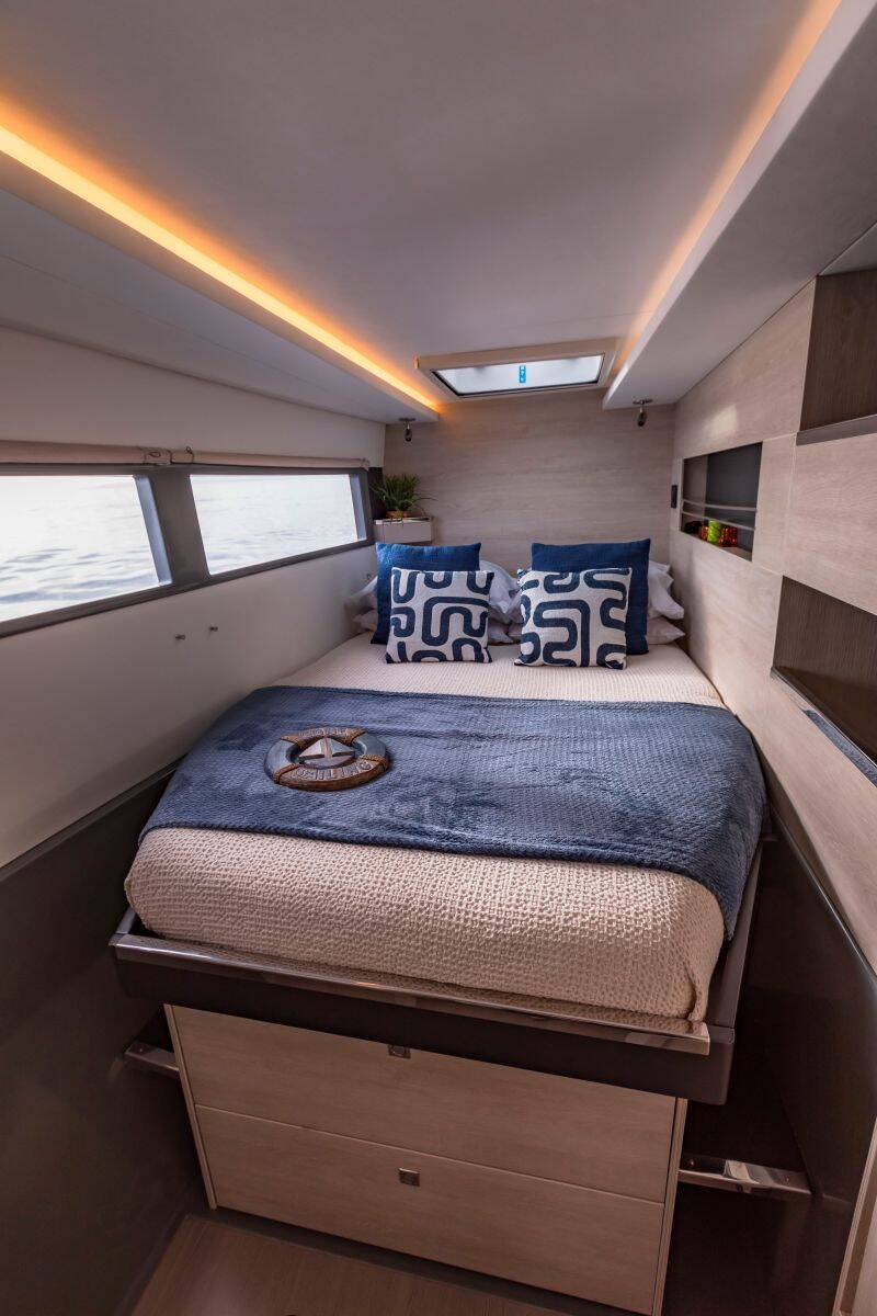 Leopard 45 Sisters catamaran guest cabin