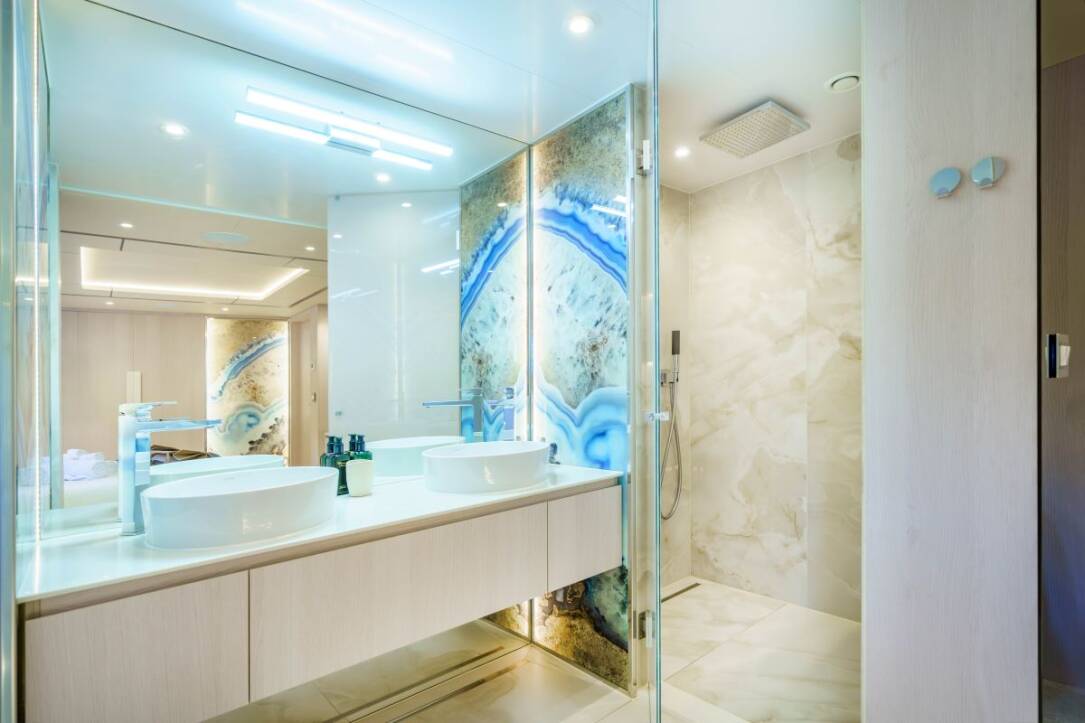 VIP Cabin Bathroom
