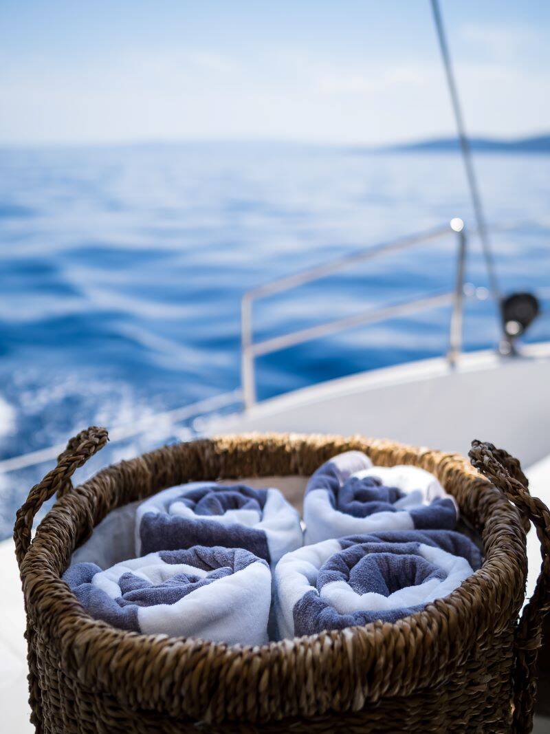 solitaire-beach-towels