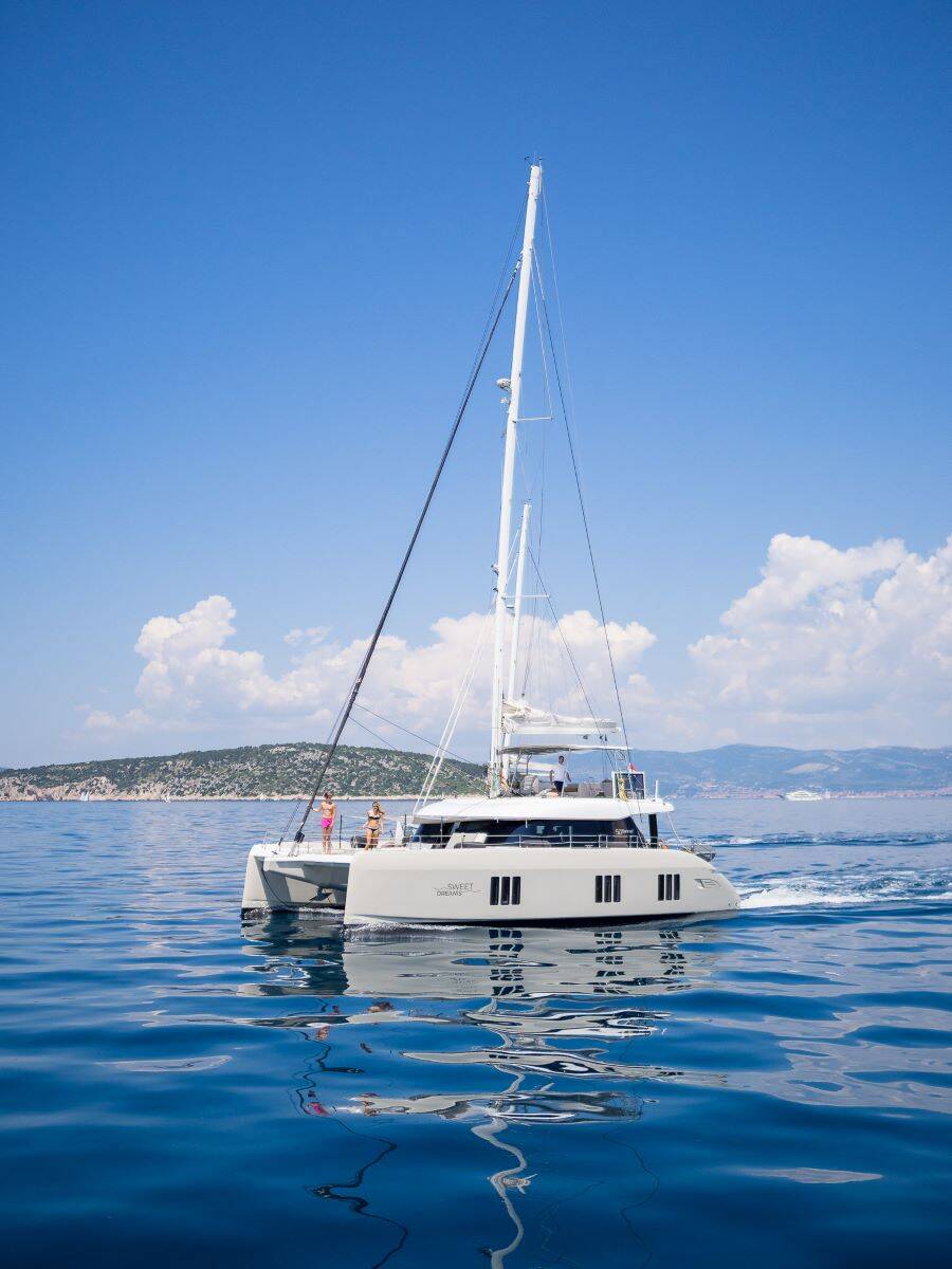 sunreef-50-sweet-dreams-catamaran-charter-with-crew-split-croatia